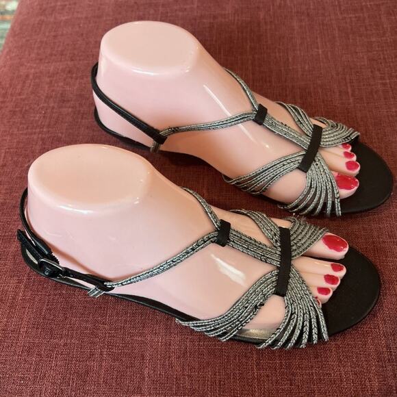 Dexflex By Dexter Women’s Cushioned Black & Silver Strappy Sandals Size 8 EUC - Picture 3 of 10